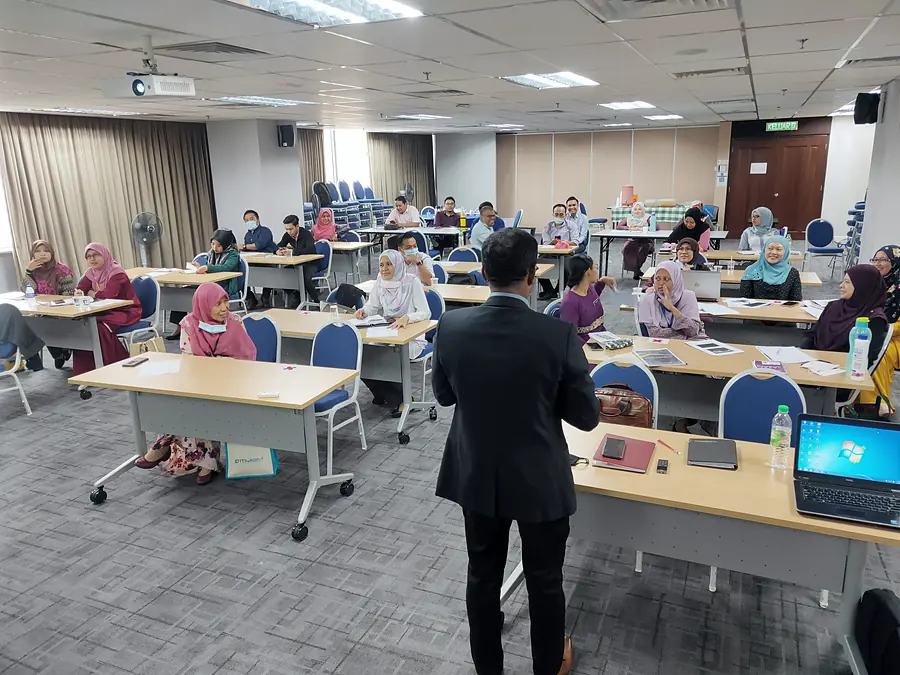 The Master Pitch, photo 6 of 7